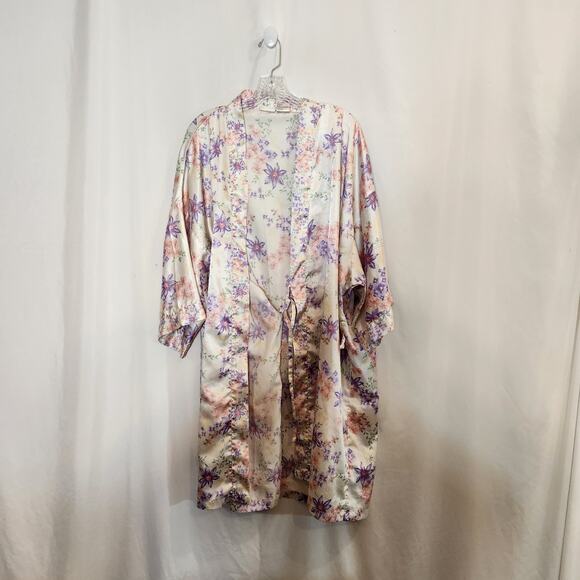 SECRET TREASURES White Purple Satiny Floral SS Knee Length Bathrobe Womens 3XL - Picture 1 of 11